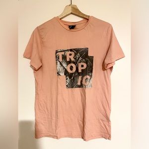 H&M “Tropical” Tshirt Size M BUY ONE GET TWO FREE on items marked $5!!!!